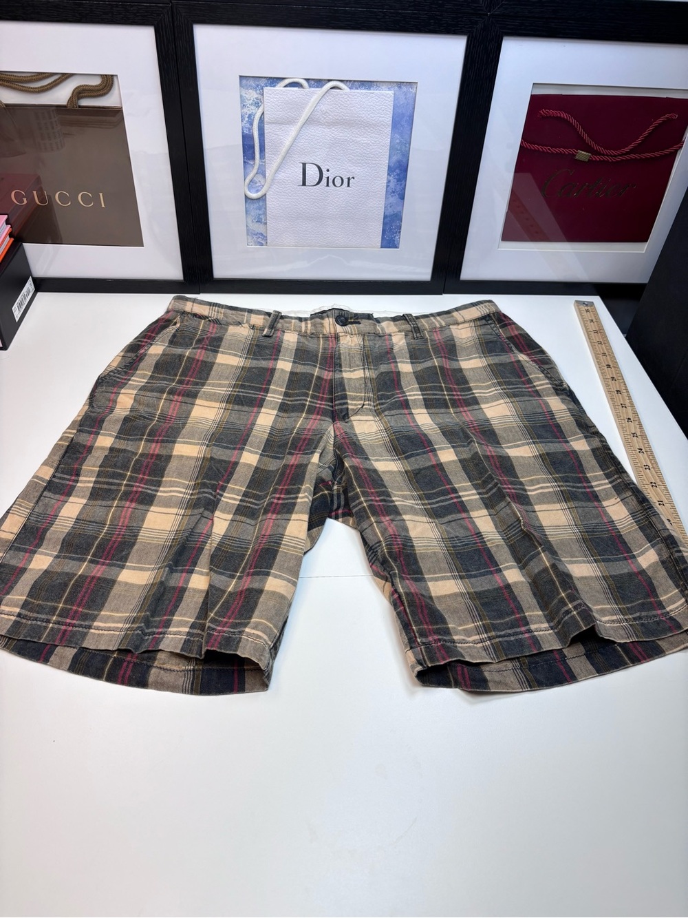 Weatherproof Men's Plaid Flat-Front Shorts in Beige, Gray & Red VGC Size 36W